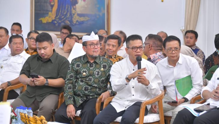 Pemkab Bandung Siap Tindaklanjuti Hasil Evaluasi APBD Jabar untuk Percepat Pembangunan Daerah.