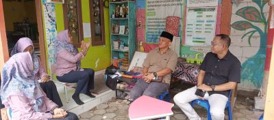 Digembok Gerbang PAUD di Desa Marsel Digembok, Ketua Komisi D Sidak ke Lokasi