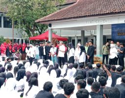 Zulhas dan Kang DS Goes to School di Kabupaten Bandung, Paparkan Keunggulan Program MBG Presiden Prabowo