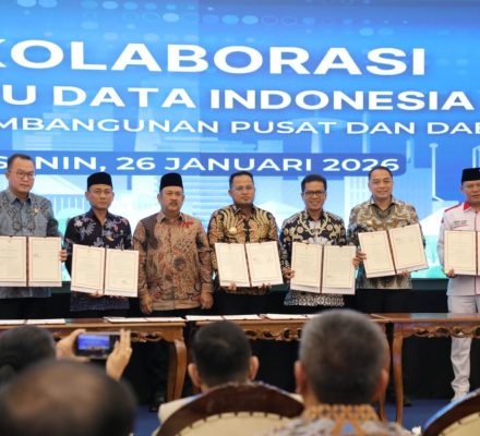 Perkuat Integrasi Data Pembangunan, Pemkab Bandung Teken SEB Informasi Geospasial.