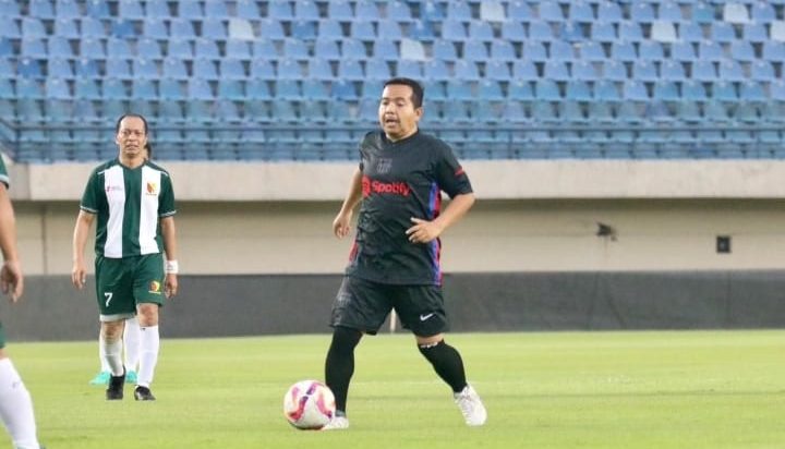 Sepakat Bola Tandai Laga Pembuka POR DPRD Kab. Bandung, Khoiril Anwar Perkuat Tim DPRD Kabupaten Bandung