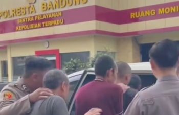 Setelah tahap II transfer yang lancar, proses hukum sekarang maju ke fase penuntutan.