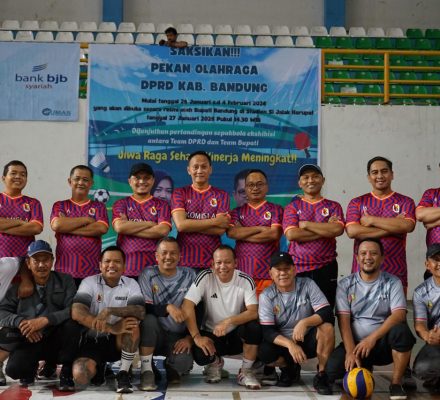 Tim Komisi A Koleksi Juara 1 Bola Voli dan Tenis Meja, Runner-up Bulutangkis POR DPRD Kab Bandung.