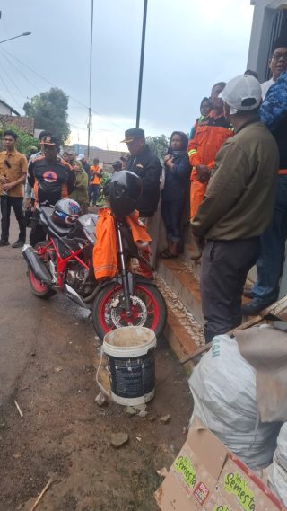 TRAGEDI LONGSOR BARUPETAK. AIR MATA DAN KEHANCURAN SAAT TANAH MELANDAI MERENGGUT DUA NYAWA BALITA