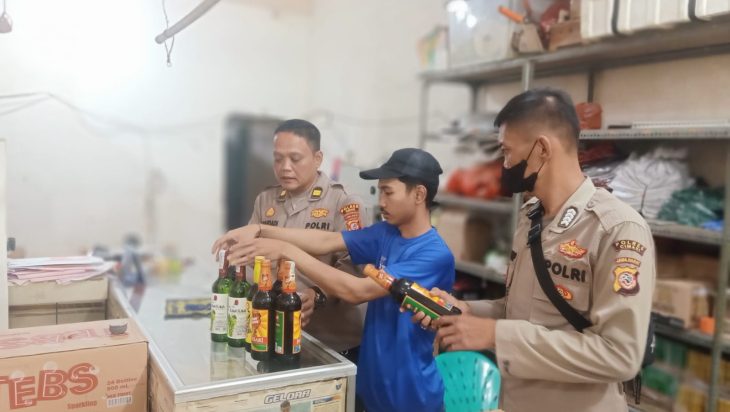 OPERASI MIRAS GABUNGAN POLSEK MARGAASIH CIPTA KONDISI JELANG BULAN SUCI RAMADHAN