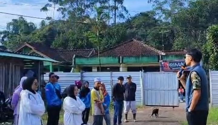 JELANG RAMADHAN, DAPUR MBG MARGAMUKTI 3 GELAR AKSI BERSIH LINGKUNGAN