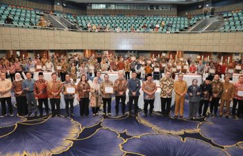 Dinilai Berhasil Majukan Kabupaten Bandung dengan Inovasi, Kang DS Raih Penghargaan BRIN