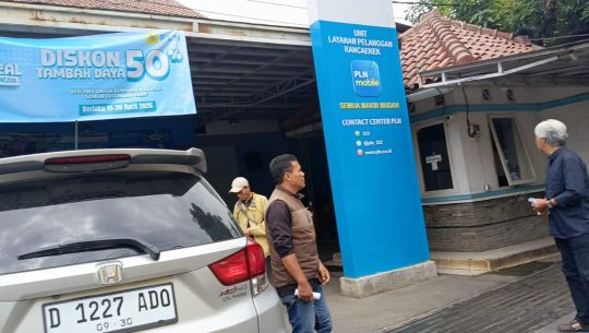 PLN ULP Rancaekek Dukung Hemat BBM. Kantor PLN Setiap Jumat Bebas Kendaraan Berbasis BBM atau Fosil