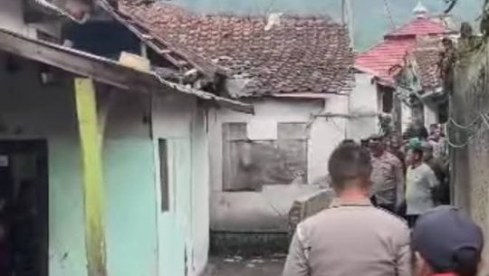 TRAGEDI JELEKONG: PEMBUNUHAN AKIBAT KONFLIK HUBUNGAN, SATU NYAWA TEWAS