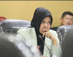 Bamus Perpanjang Waktu Pembahasan Raperda Pengelolaan BMD. Hj. Renie Rahayu Fauzi : BMD Instrumen Penting Dalam Pembangunan Daerah. 